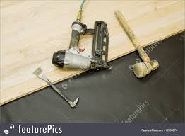  Стройматериалы  137 что лучше паркет или ламинат таркет линолеум укладка териш Самарканд  Tashkent